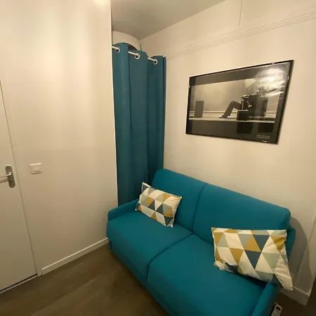Superbe Studio Quartier Chic Centre Parigi